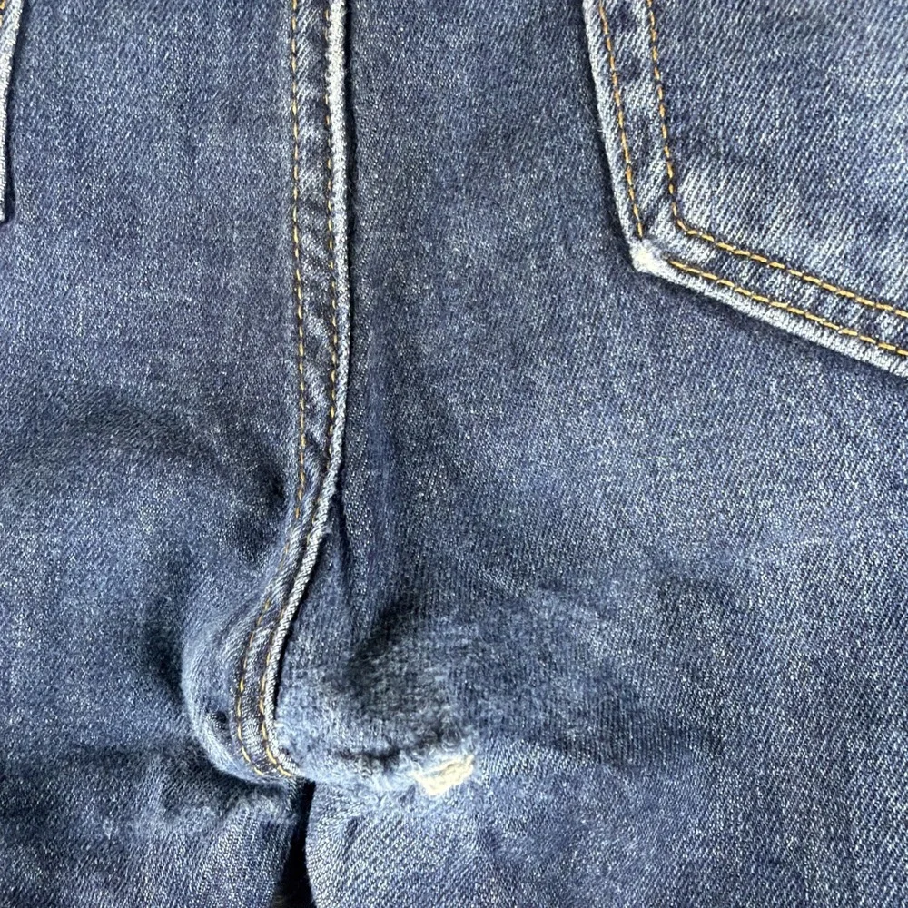 Levi's 519 Jeans Mens 32x32 Blue Cotton Denim Skinny Leg‎ Faded Stretch Workwear